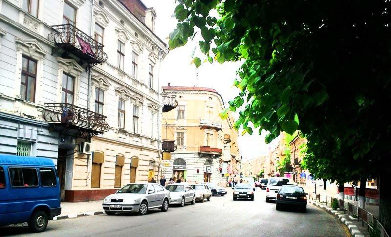 Apartment In The City Center Ivano-Frankivsk Exteriér fotografie