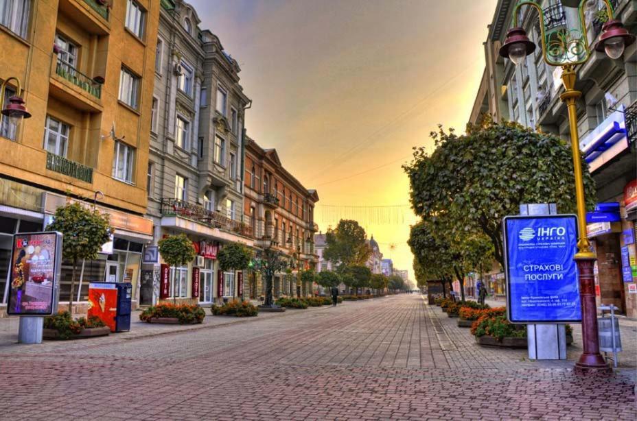 Apartment In The City Center Ivano-Frankivsk Exteriér fotografie