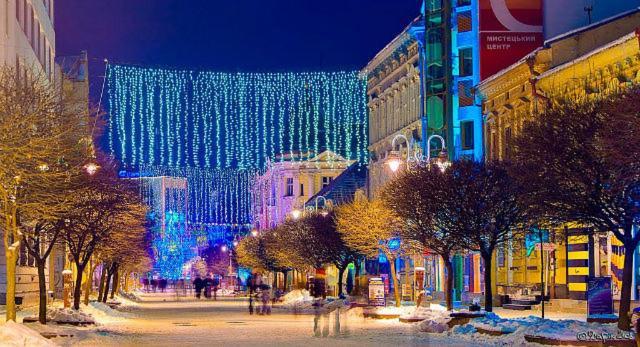 Apartment In The City Center Ivano-Frankivsk Exteriér fotografie